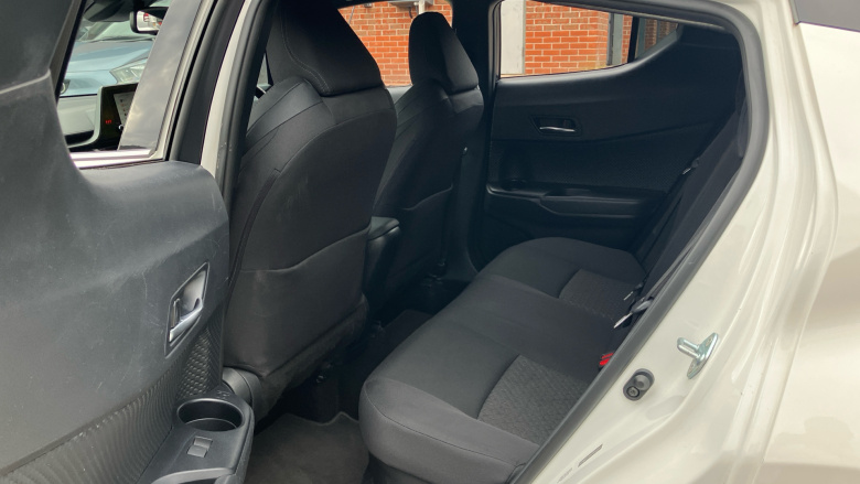 Toyota C-HR 2.0 Hybrid Design 5dr CVT Hybrid Hatchback